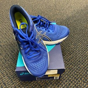 Women’s Adidas GT-1000 6 New in box